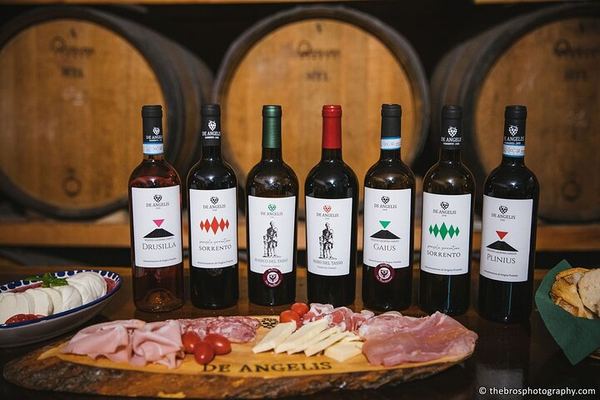 Two-Hour Tasting of 5 Wines at Cantine De Angelis, a Historic Winery in Sorrento