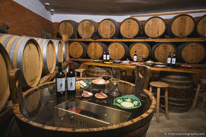 Two-Hour Tasting of 5 Wines at Cantine De Angelis, a Historic Winery in Sorrento (3/5)