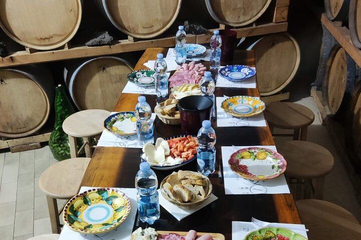 Two-Hour Tasting of 5 Wines at Cantine De Angelis, a Historic Winery in Sorrento (2/5)
