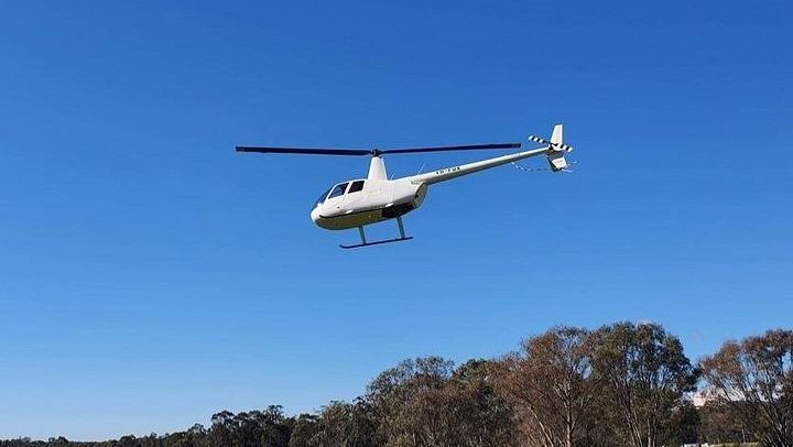 Helicopter Wine Tasting Flight from Cessnock Airport, 3 Hours, Two Hunter Valley Wineries (1/5)