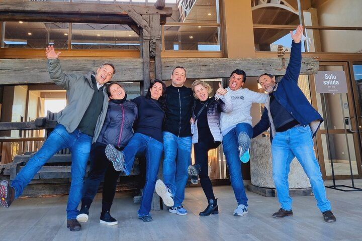 Four Boutique Casablanca Wineries with Emiliana, Bodegas RE and Tanino Restaurant Lunch (3/12)