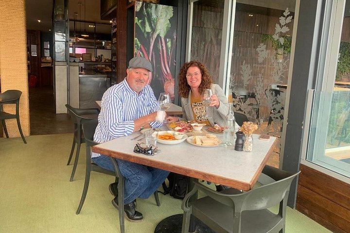 Private Waiheke Wine Tour with Kiwi Connect: Up to 12 Tastings, 3 Vineyards (8/11)