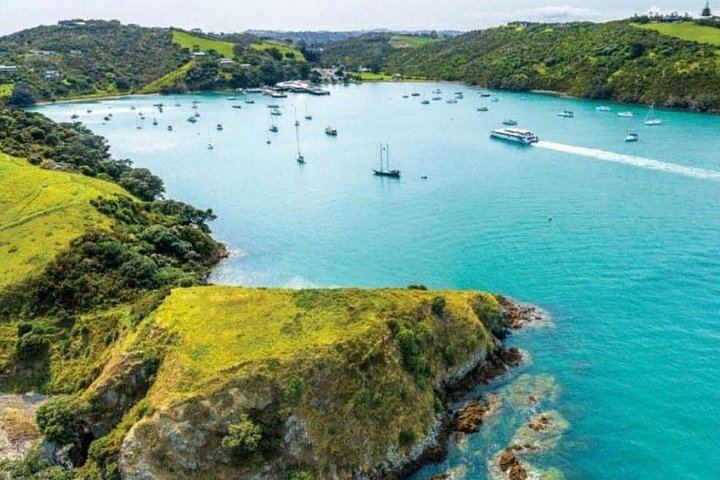 Private Waiheke Wine Tour with Kiwi Connect: Up to 12 Tastings, 3 Vineyards (9/11)