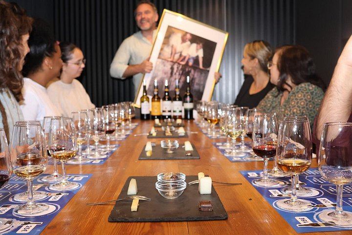 Five Port Wines with Pairings: 30-Minute Tasting Opposite Palácio da Bolsa, Porto (1/12)