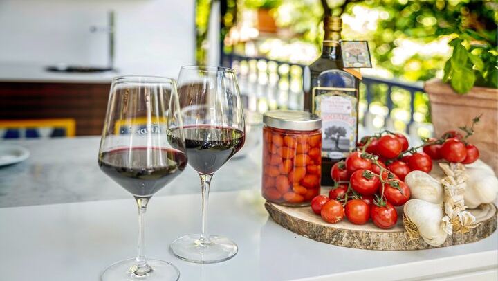 Five Wine Tastings on the Sorrento Coast with Cured Meats, Cheeses and Limoncello (2/6)