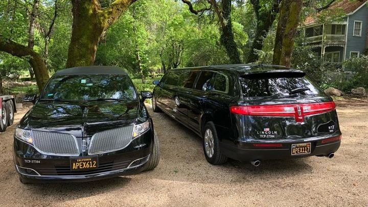 Apex Wine Tours: Private 6-Hour Lincoln MKT Stretch Limo Tour of Napa or Sonoma (3/12)