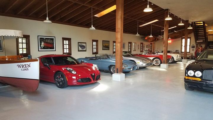 Private 6-Hour Wine Country Tour by Sedan, SUV or Limo with Chauffeur (4/8)