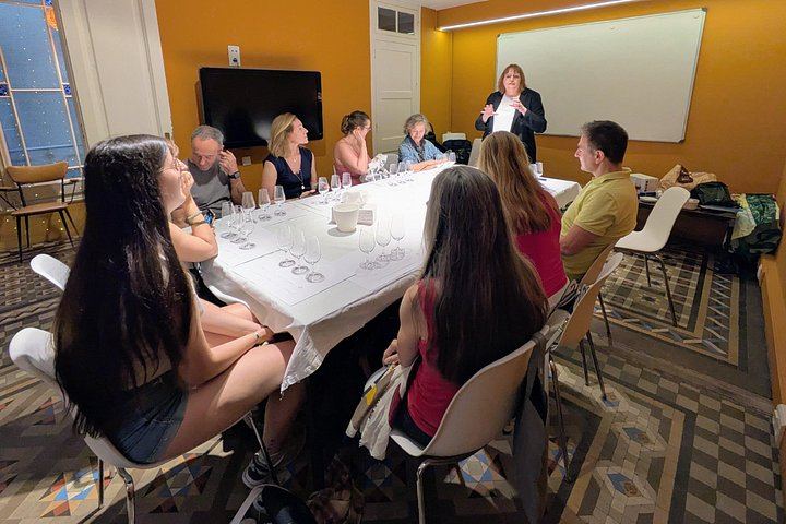 Barcelona Wine and Scent Tasting Designed by a Local Oenology PhD and Fragrance Specialist (5/7)