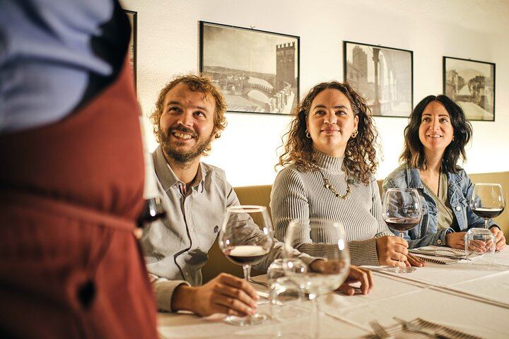 One-Hour Verona Wine Tasting in an Osteria near Juliet's House and the Arena (3/12)