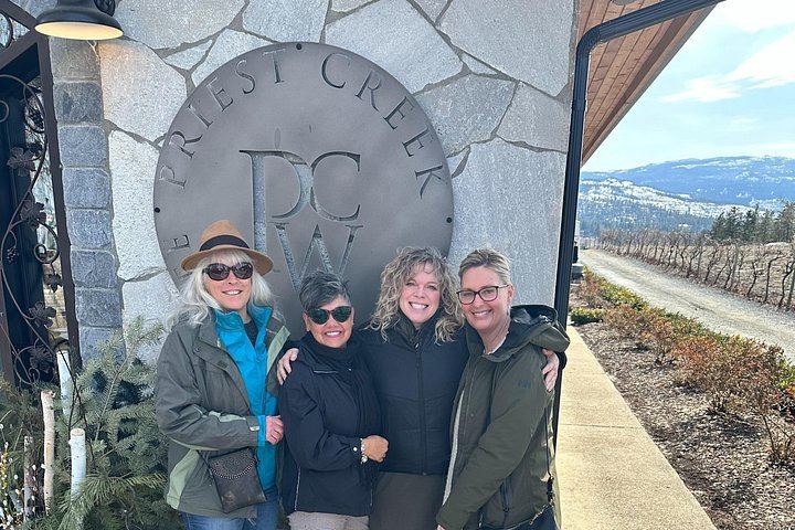 West Kelowna Afternoon Wine Tour with Guide Cherry: 4 Wineries, 45 Minutes Each (1/7)