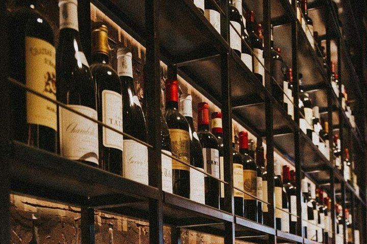 Four-Wine Evening Tasting from Largo do Camões to Bairro Alto, Thursday to Saturday (2/6)