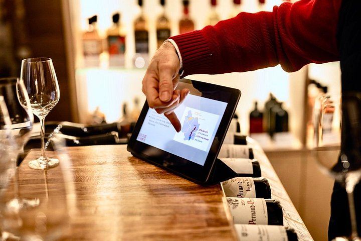 Chardonnay Masterclass in Dijon: Four-Wine Tasting Workshop from Village to Grand Cru (2/7)
