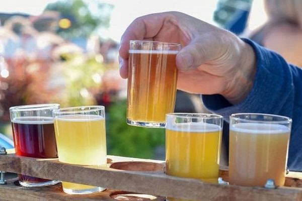 Niagara-on-the-Lake Afternoon Tour: Oast House Brewers, Pillitteri and Konzelmann
