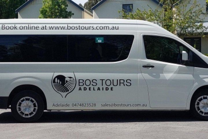 Barossa Small Group Wine Tour via Adelaide Hills: Winery Lunch and Maggie Beer Stop (2/12)