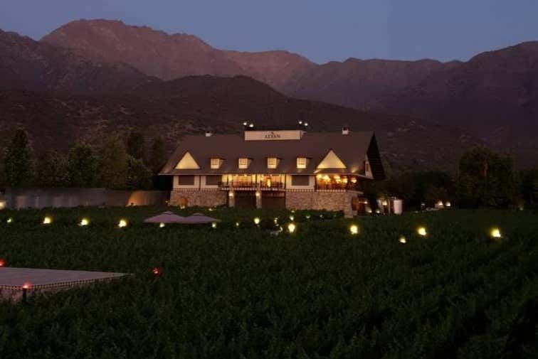 Alyan Family Wines Sunset Tour from Santiago: Vineyard Lookout and Dinner (2/7)