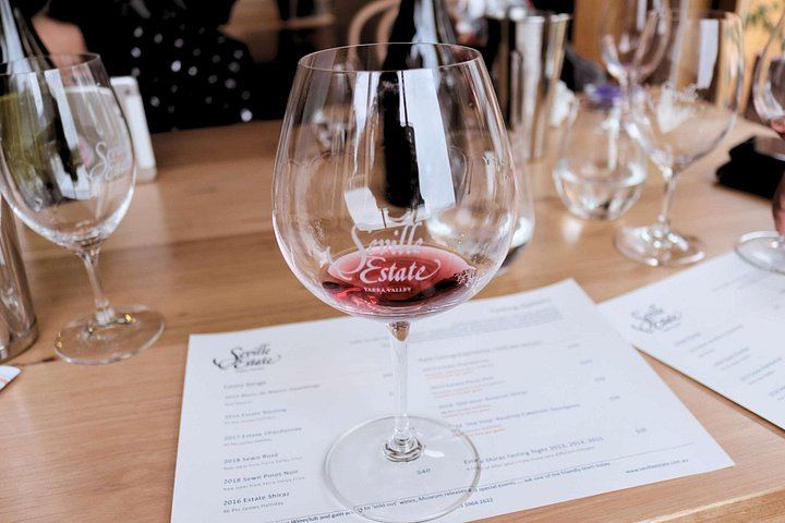 Yarra Valley Day Tour with Farm Stop, Yering Station, Chocolate and Gin Option (10/12)