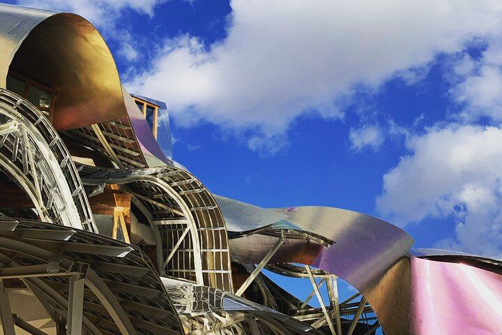 Rioja Architecture Wine Day from Bilbao: Riscal, Ysios and Laguardia Tapas (6/12)