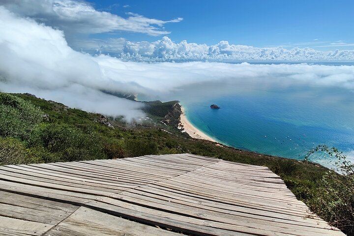 Private Sightseeing Day from Lisbon: Arrábida, Cabo Espichel, Sesimbra and Azeitão Wine (12/12)