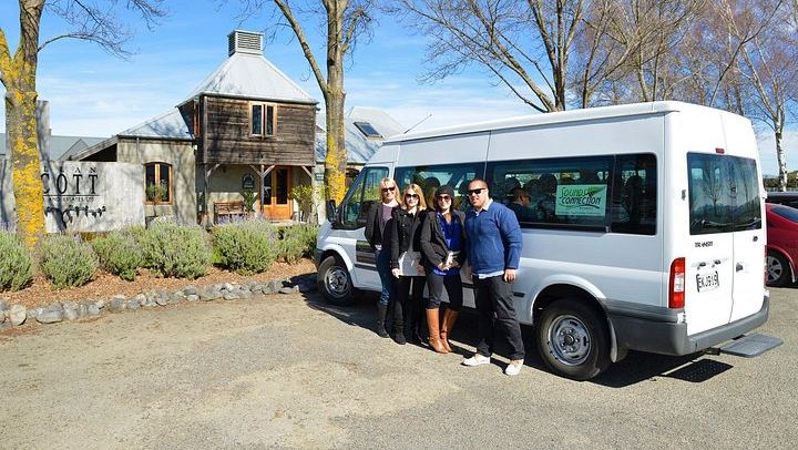 Half-Day Wine Tour from Picton: Three or Four Wineries, Pickup Included (2/5)