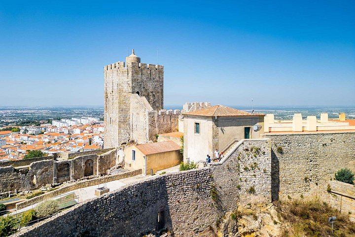 Small-Group Arrábida and Sesimbra Day Trip from Lisbon with Two Wine Tastings (10/11)