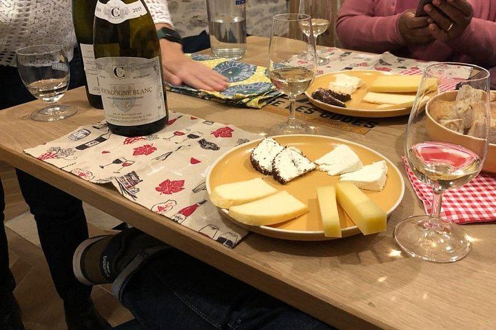 Cheese and Wine Pairing Session in a Dijon Vaulted Cellar: One Hour, Groups Under Six (4/7)