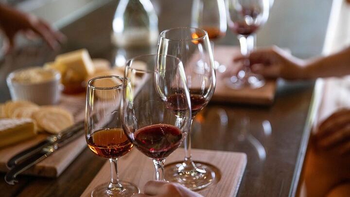 Audrey Wilkinson Vineyard Fortified Wine Tasting with Local Cheese Pairing (2/12)