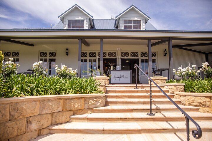 Audrey Wilkinson Vineyard, Pokolbin: Wine Masterclass, Museum and Picnic (7/10)