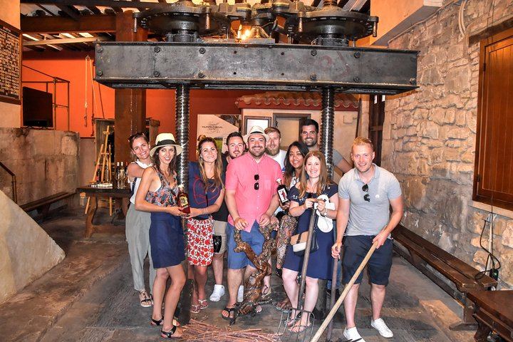 Rioja Alta Wine Day: 15th-Century Cellar, Grape Treading, Barrels and Lunch (8/8)