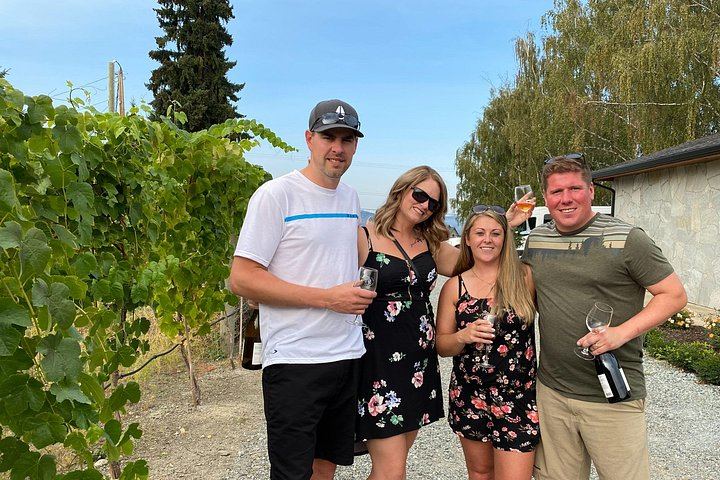 East Kelowna Bench Wineries: 4-Hour Afternoon Wine Tasting in the Okanagan Valley (3/3)
