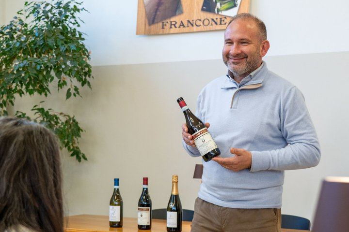 Cantina Francone in Neive: Five Barbaresco and Barolo Wines, Museum and Cellars (9/9)