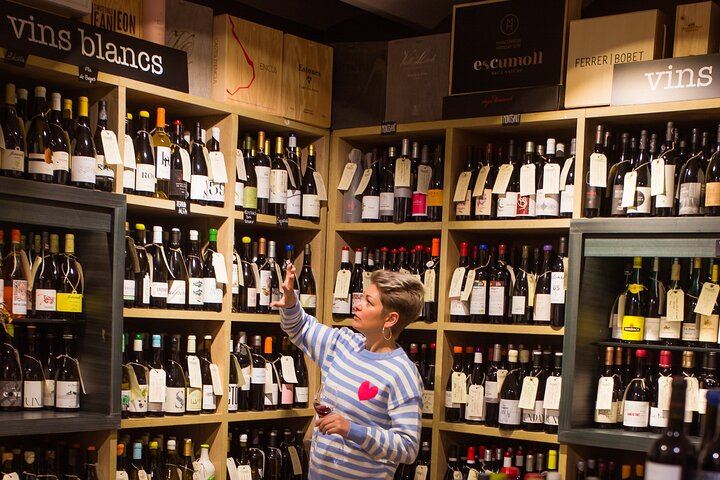 Private Wine Tasting in a Barcelona Wine Store on Carrer de Bonavista, Hosted by Gabby (6/12)