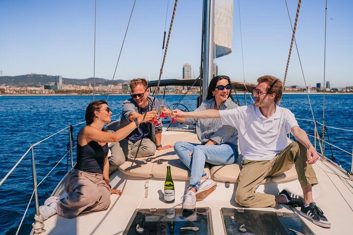 Barcelona Sailboat Trip to an Alella Winery with Tasting, Small Group (7/12)