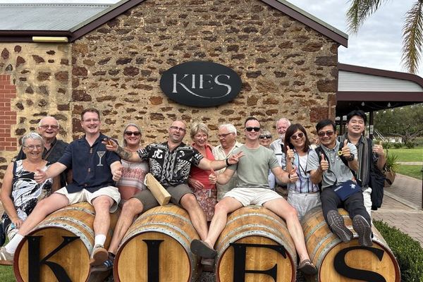 Groovy Barossa Small Group Day: Rocking Horse, Rehn Bier Lunch, Wine and Chocolate
