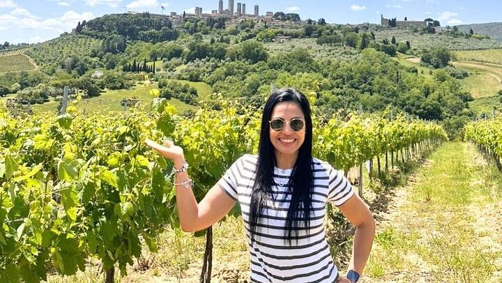 Rome to Tuscany by Train: Chianti and Vernaccia Wineries, San Gimignano (2/11)