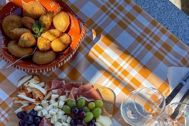 Douro Day with Two Local Brothers: Manor House Lunch, Olive Oil Mill and Port Boat Cruise (9/12)