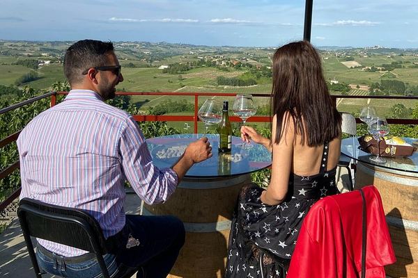 Langhe and Monferrato Wine Tasting and Cellar Visit at Bussi Piero, Calosso