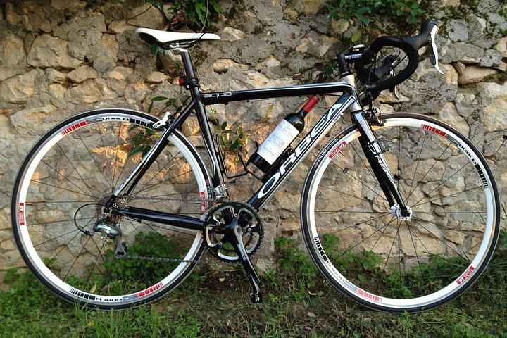 Valpolicella E-Bike Tour with Winemaker Nicola and Amarone Tasting, Santa Maria Valverde (10/12)