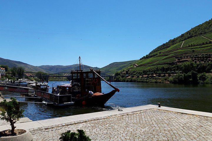 Private Premium Douro Tour, Mercedes E Class, 1 to 4 People (9/12)
