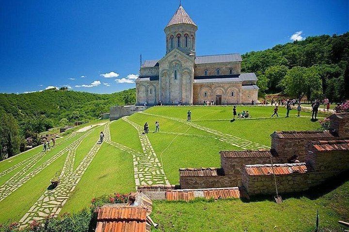 Fully Private Full-Day Kakheti Tour: Sighnaghi, Bodbe and Khareba Wine Tunnel (2/12)