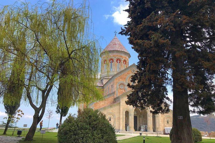 Sighnaghi and Bodbe Day Tour with Shoti Bread and Sagarejo Wine Tasting (3/6)