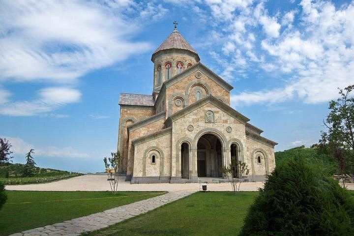 Private Kakheti Tour: Manavi Tasting, Bodbe, Sighnaghi Museum and Telavi (1/7)