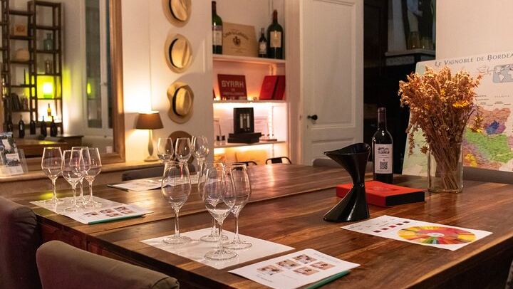 Bordeaux Super Saver: City Wine Tasting, Blending Workshop and Saint-Émilion Château (1/11)
