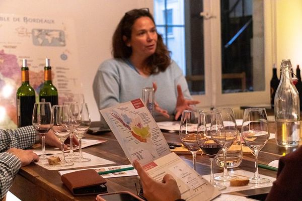 Bordeaux Super Saver: City Wine Tasting, Blending Workshop and Saint-Émilion Château
