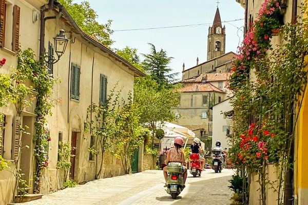 Private Vespa Ride from Alba into Alta Langa Hazelnut Country and Barolo, up to 750 m