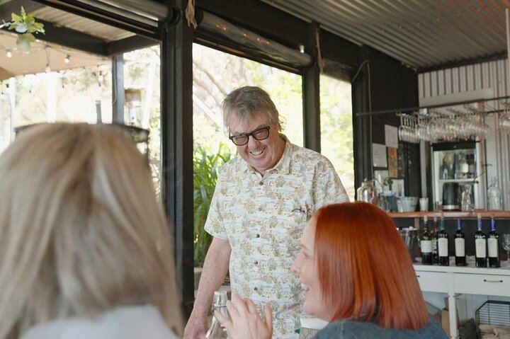 Boutique Waiheke Wine, Gin and Food Tour with Hosts Joe and Jen, 11 Guests Max (12/12)
