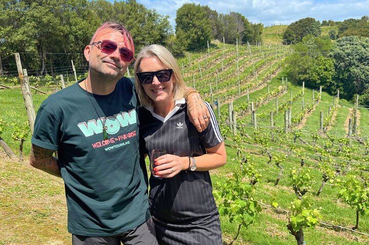 Boutique Waiheke Wine, Gin and Food Tour with Hosts Joe and Jen, 11 Guests Max (5/12)