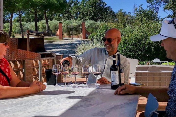 Brunello and Vino Nobile Tour: Montalcino, Montepulciano and Pienza Pecorino (11/12)