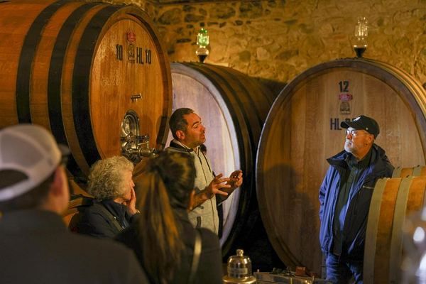 Private Offroad Wine Safari from Florence: Brunello, Bagno Vignoni, Pienza and Vino Nobile