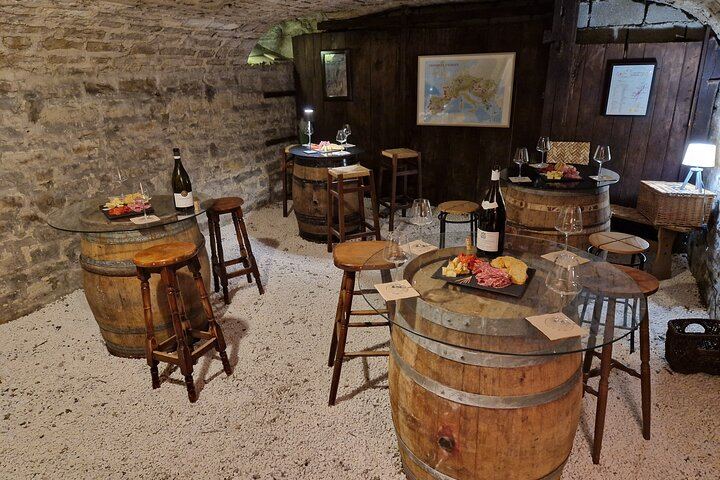 Burgundy Wine Masterclass in Dijon at The Wine Compass: Basic and Advanced Courses (2/12)
