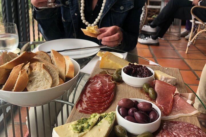 Camino Tailor-Made Private Wine Day from Cape Town: L'Avenir, Lunch and Waterford (12/12)
